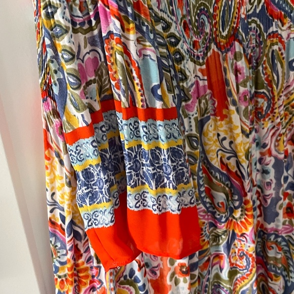 Emma and Michele Bell Sleeve Keyhole Printed Dress Large Knee Length Colorful - Picture 5 of 12